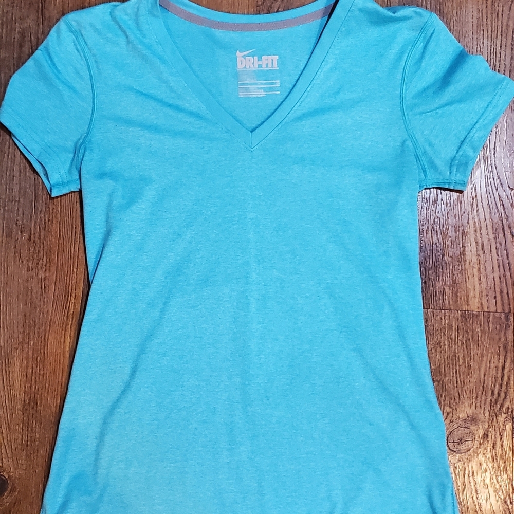 Athletic t-shirt